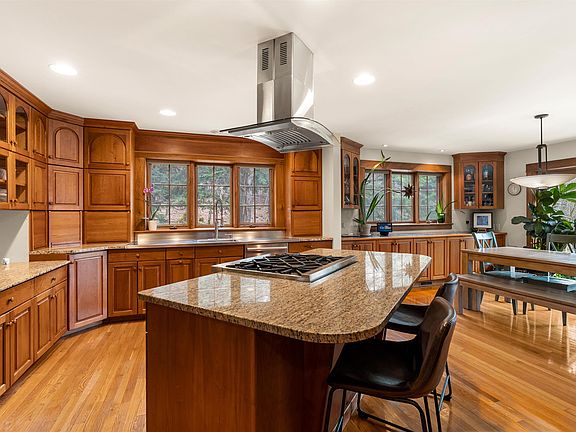 3rd image of 1 Elm Road