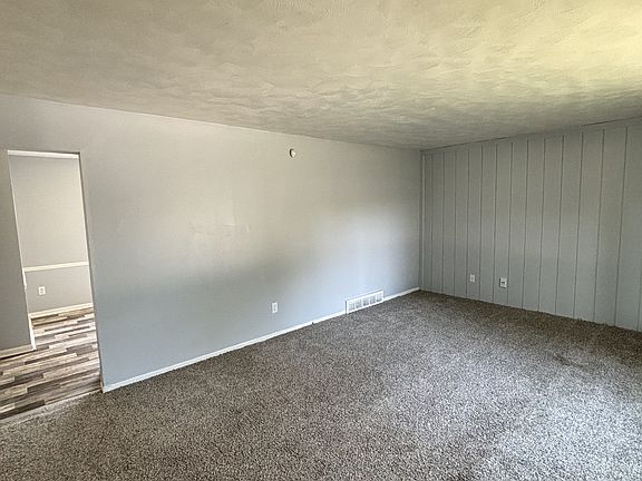 4th image of 4114 Burchfield Dr #4114