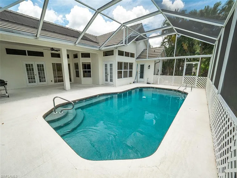 11394 Waterford Village Dr — Photo 3