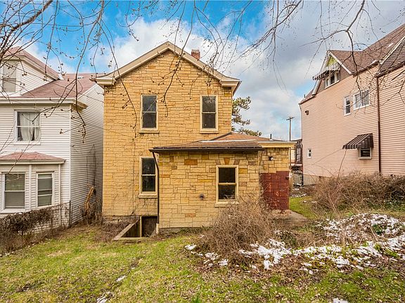 3rd image of 208 Linnview Ave
