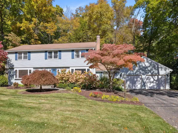 43 Burnwood Drive, Bloomfield, CT 06002