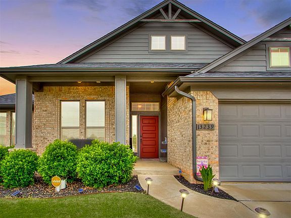 3rd image of 13239 Sawtooth Oak Rd