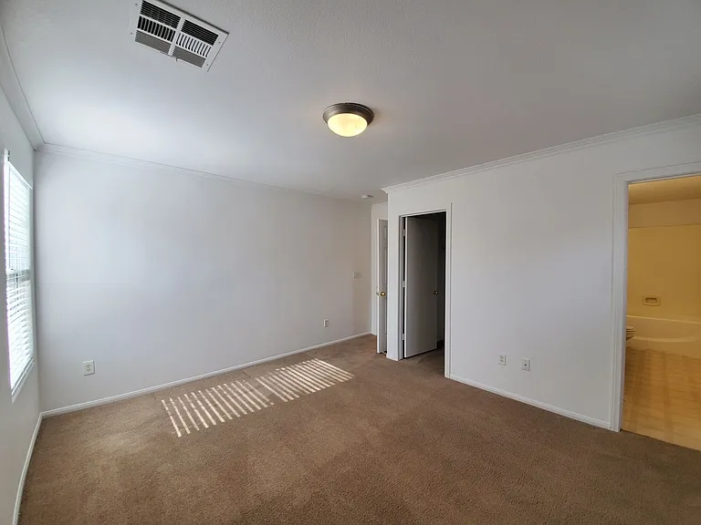 11051 Alora St — Photo 8