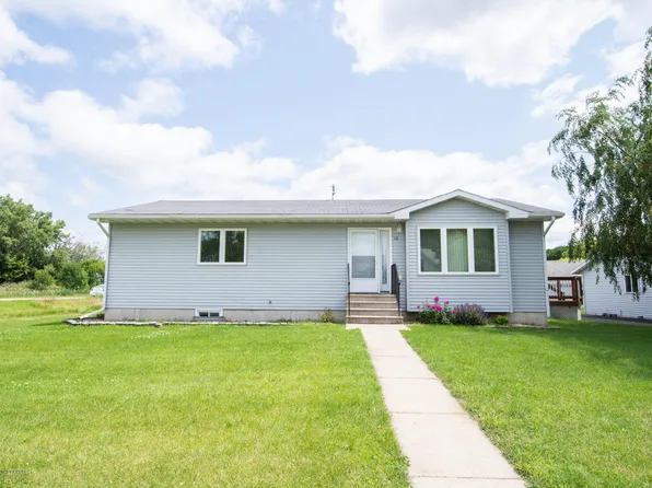 10 Dale St, Dilworth, MN 56529
