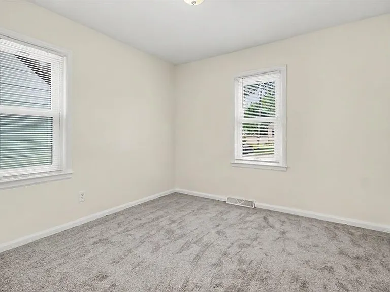 4959 Weddell St — Photo 5