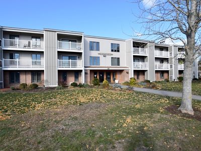 24 Old Colony Way APT 10, Orleans, MA, 02653