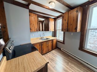 16 Oriole St APT 2, Gardner, MA 01440