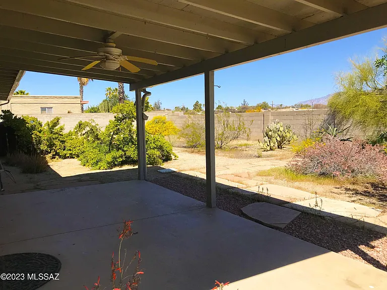 7800 N Nicole Pl — Photo 39
