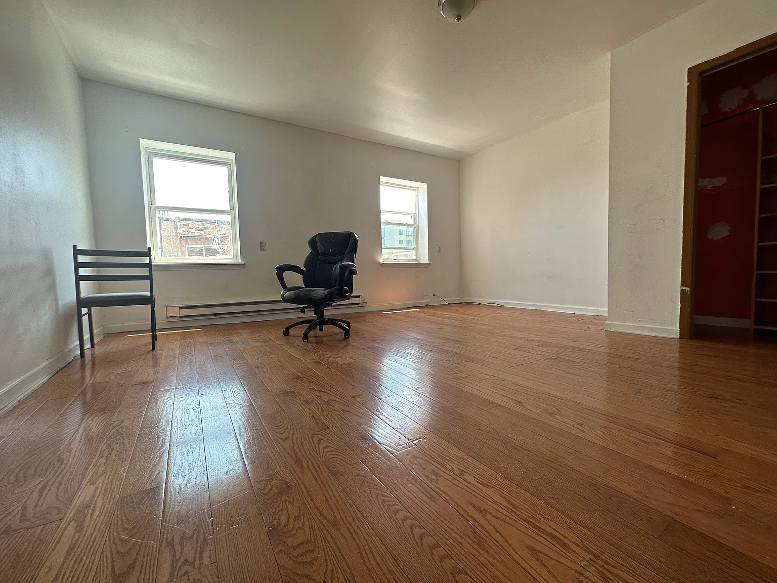 1 bed, 1000 sqft, $1,200 — Photo 1