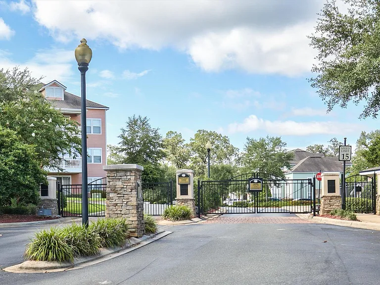 2801 Chancellorsville Dr #617 — Photo 43