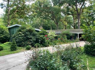 19126 Summers Dr, South Bend, IN 46637
