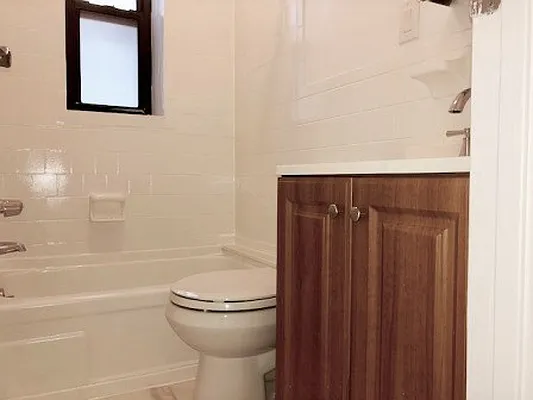 Rented by City Connections Realty | media 16