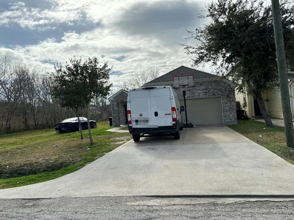 4322 Maggie St, Houston, TX 77051