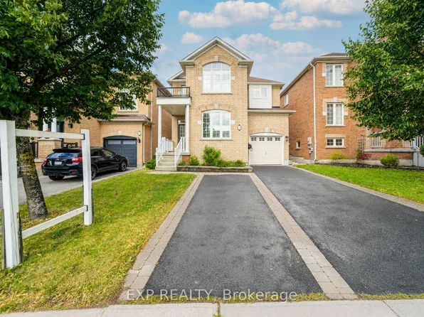 76 Ford Wilson Blvd, Newmarket, ON L3X 3G1