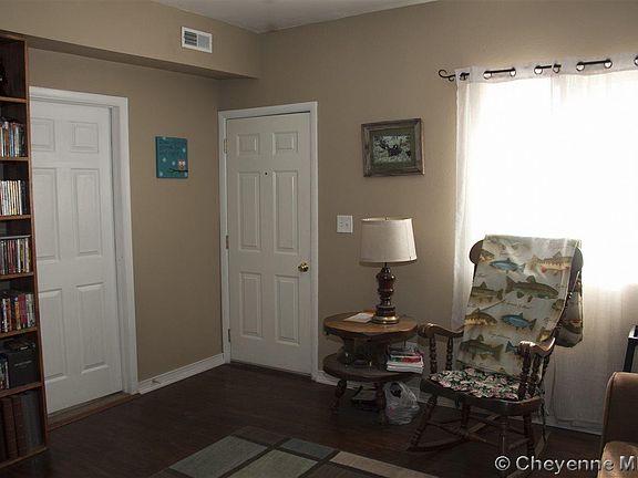 5th image of 107 Hodgeman St
