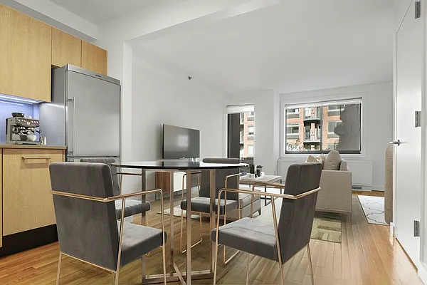 Rented by Stonehenge NYC LLC | media 8