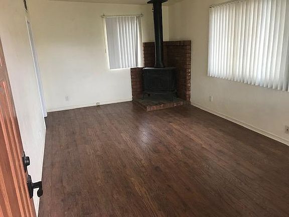 5th image of 2713 E 21st St