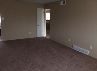 10215 Chaucer Ave APT 4, Saint Louis, MO 63114