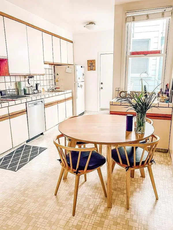2 bed, 1200 sqft, $6,875 — Photo 3
