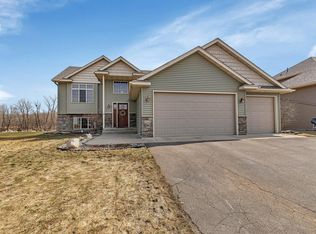1624 Prairie View Ln NE, Sauk Rapids, MN 56379