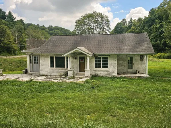 8766 Dry Fork Rd, North Tazewell, VA 24630