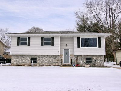 2112 E 38th Ave, Hobart, IN, 46342
