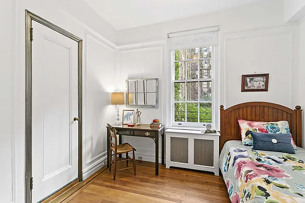 Sold by Compass | media 26