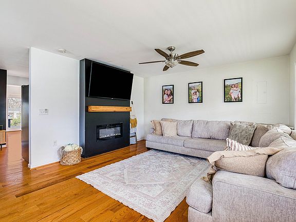 5th image of 32 Reed St