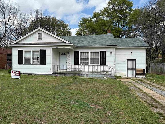 2nd image of 66 E Rollins Rd