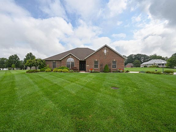 2nd image of 1753 Hunters Cove Cir