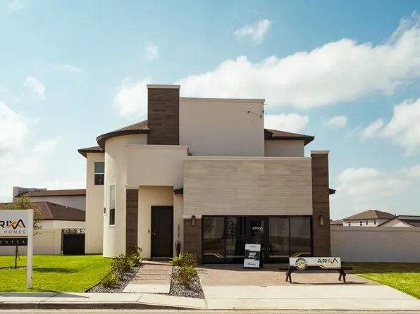 3925 Sun Valley Dr, Laredo, TX 78041