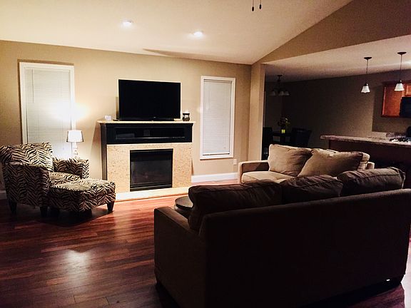 2nd image of 500 Goldenrod Dr