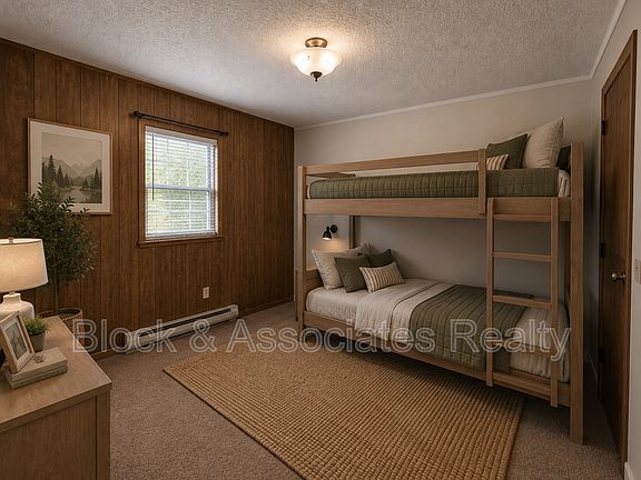 3rd image of 208 Julian Ave APT A
