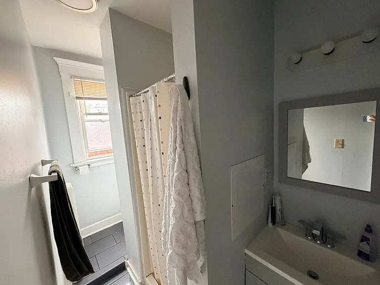 165 Park St — Photo 15