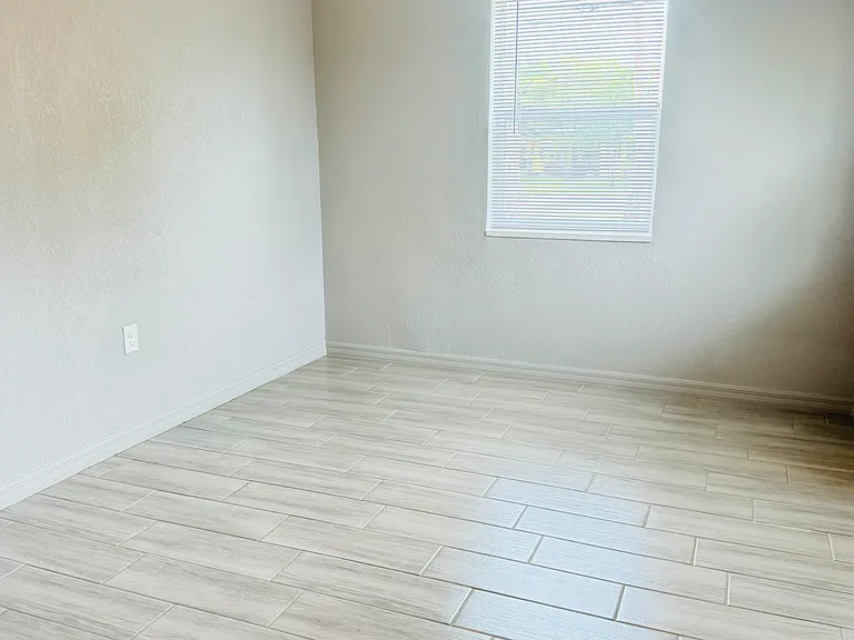 71 Rockefeller Dr #A — Photo 13