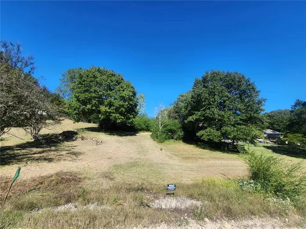 15682 Hickory Ln #18, Lowell, AR 72745