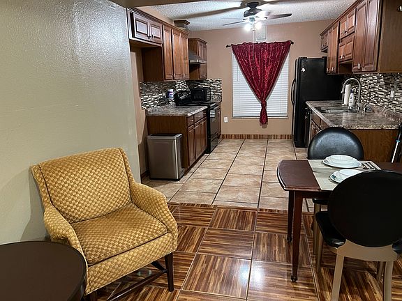 3rd image of 8029 Caraway Dr #K