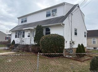 16 July Ave Floor 2, Bayville, NY 11709