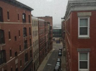 36 Charter St APT 3R, Boston, MA 02113