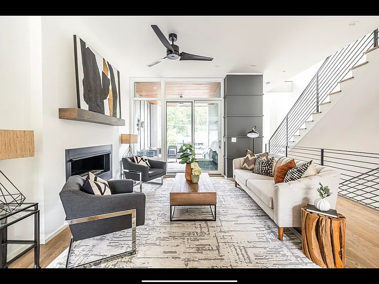 713 Moreland Ave SE #2 — Photo 10