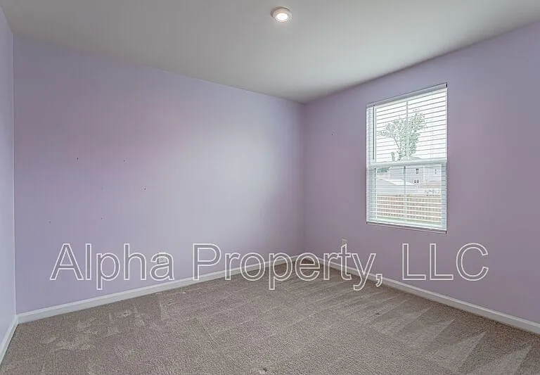818 Purcell Dr — Photo 15