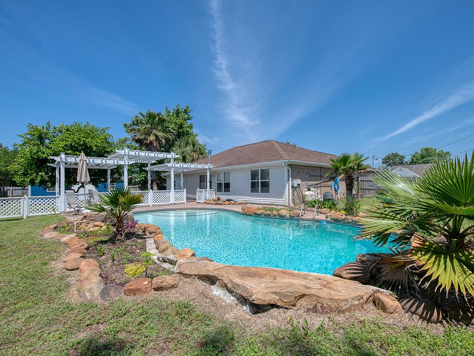 1st image of 8305 Onich Dr