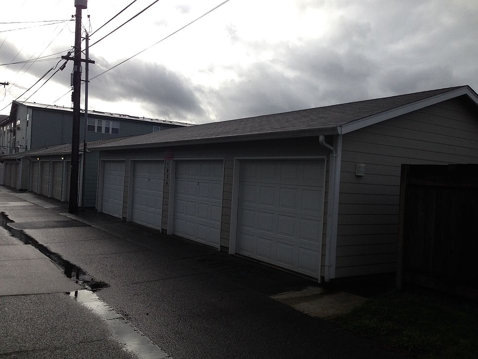 2nd image of 1034 17th Ave APT 2