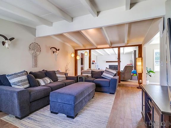 2nd image of 4771 Seaford Pl