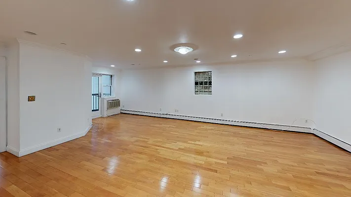 Sold by Metro Garden Realty NYC | media 15