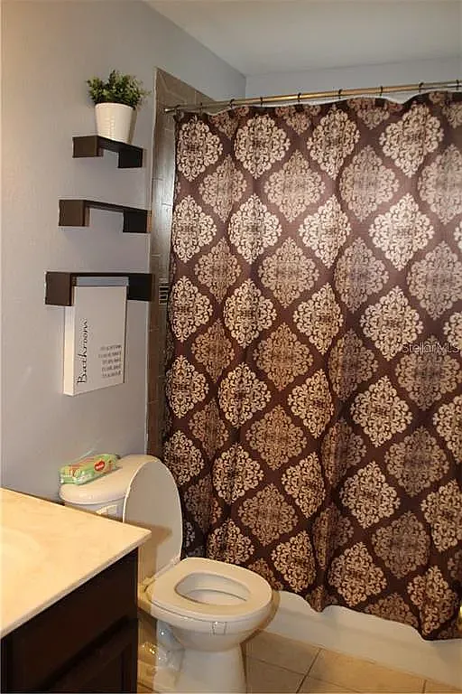 4 bed, 2070 sqft, $1,950 — Photo 3