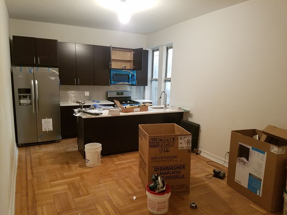 Living Room/Kitchen