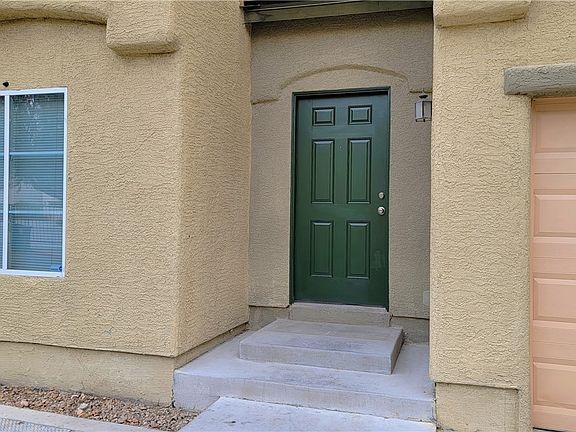 4th image of 9521 Crooked Wood Ave