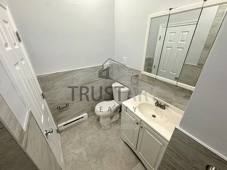 2446 N 33rd St #1 — Photo 8
