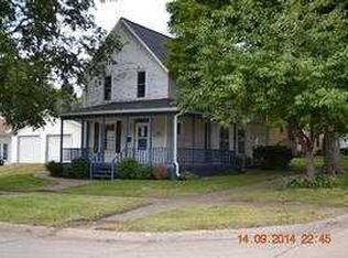 511 E 6th St, Tama, IA 52339
